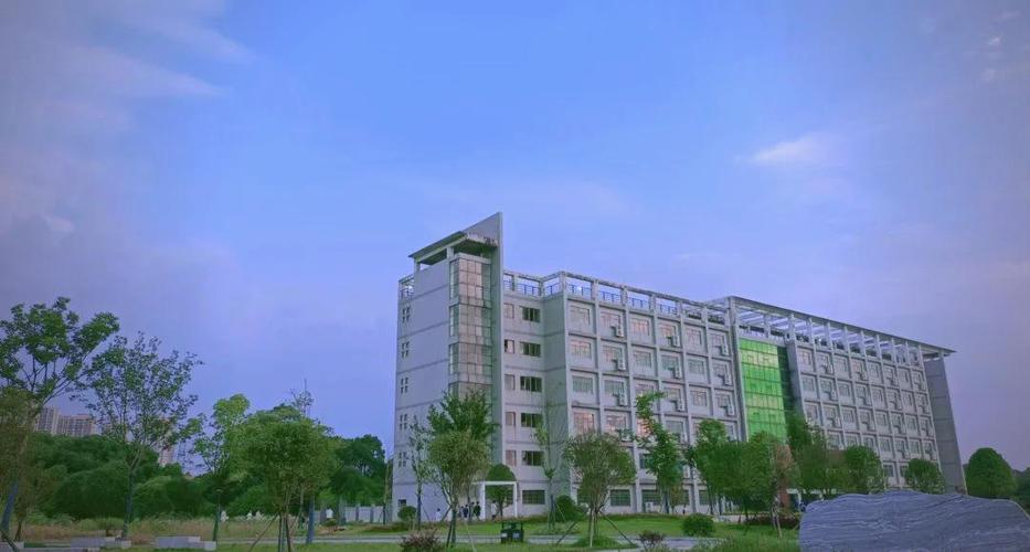 湖南工商大学北校区缩略图