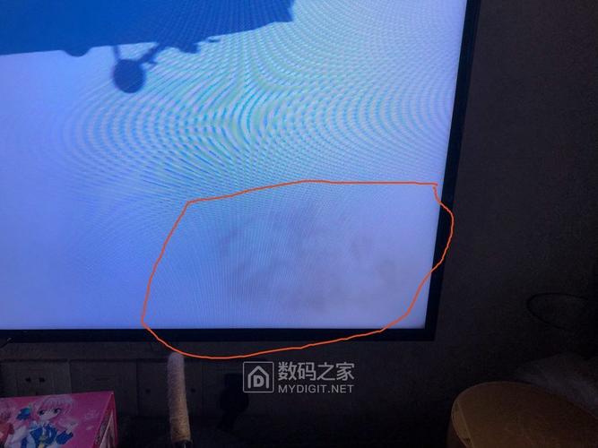 液晶电视有色斑