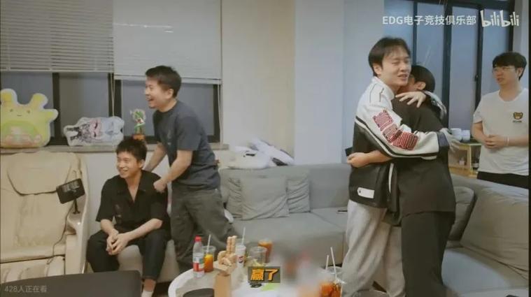 爱德朱为什么这么爱明凯啊