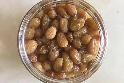 葡萄干治感冒效果好吗