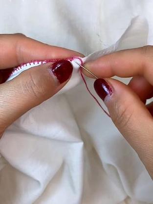 衣服下摆锁边缝针法