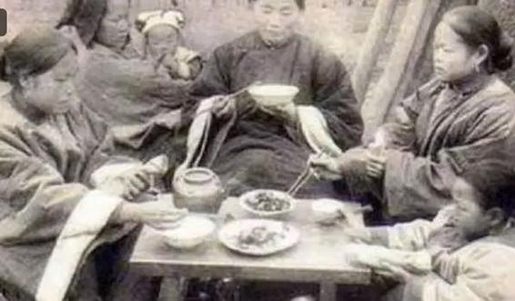 地主家的三个女儿们第1集