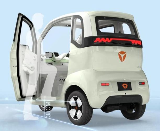 雅迪三轮车