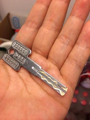 防盗门钥匙三种颜色