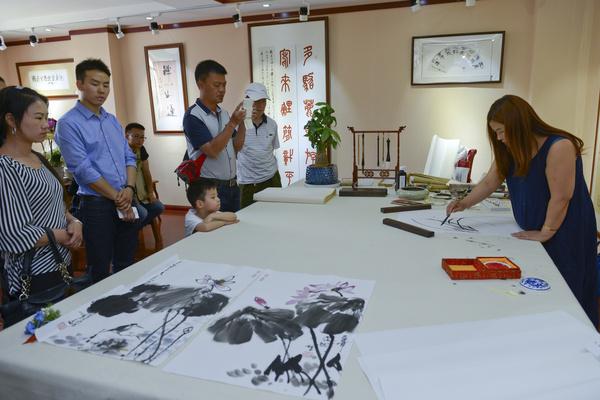我想卖字画如何出手