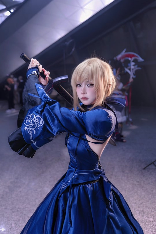 saber塌腰原版