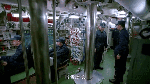 有黑鲨潜艇的电视剧