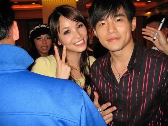 周杰伦演唱会带的那几个人是谁