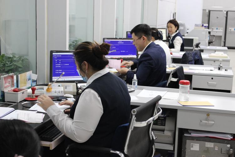 银行卡存定期和活期区别