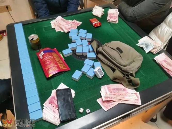 万人推筒子缩略图