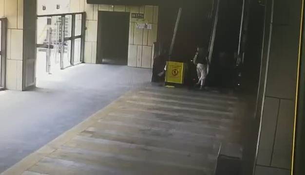 手机怎么小窗口分屏