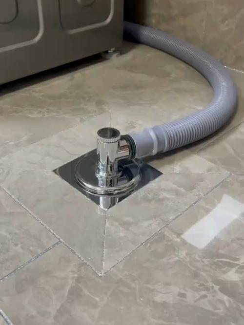 洗衣机排水管与地漏连接