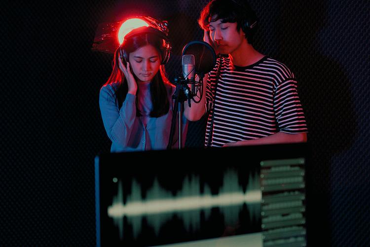 边放歌边录音的步骤