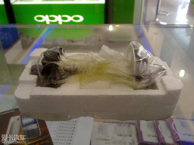 衣服上的钻掉了用什么粘缩略图
