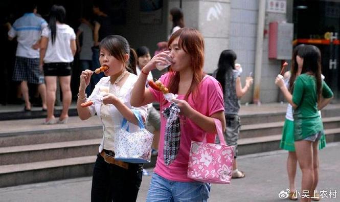 农村妇女外出打工