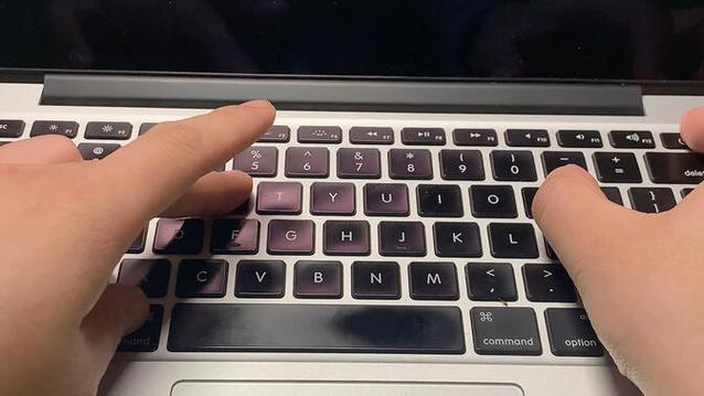 苹果打字键盘没有反应