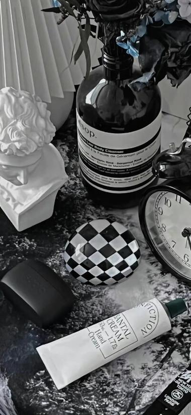 手机变成黑白屏