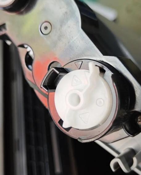 打印机废粉盒怎么更换