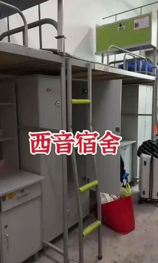 音乐学院女生宿舍合唱截图
