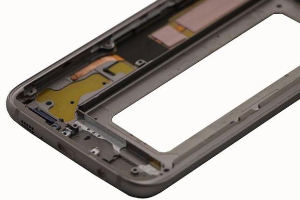 手机中框和后盖有什么区别