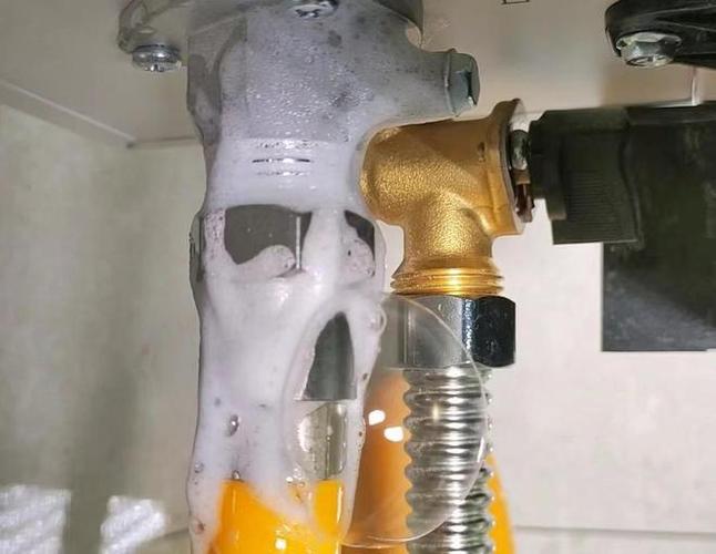 热水器温度表处漏水是怎么回事儿截图