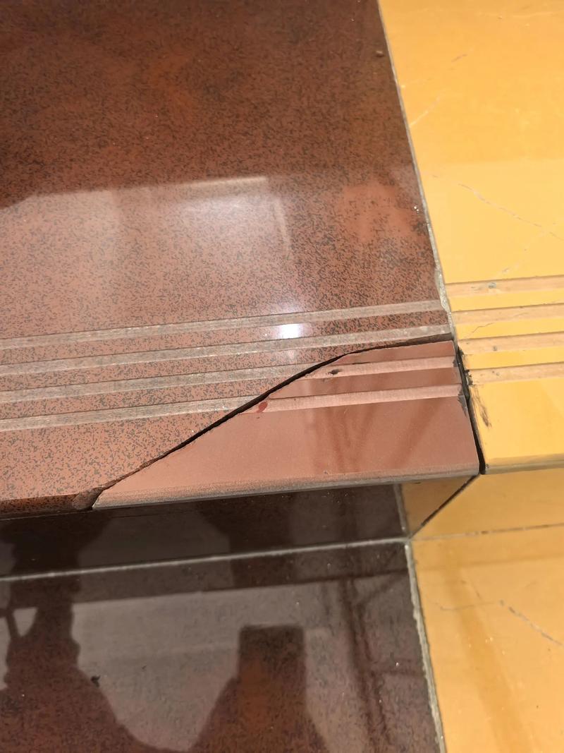 手表屏幕有裂痕屏幕划不动怎么办图标