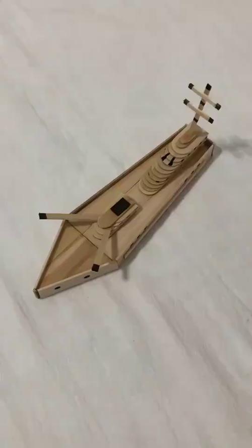 用小棒做手工