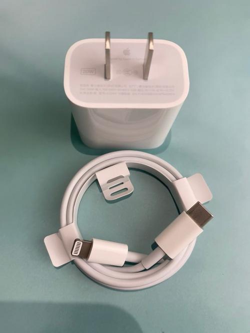 苹果充电器是几V的