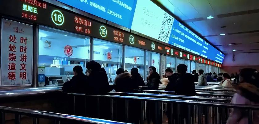 抢不到票去人工窗口能买到吗
