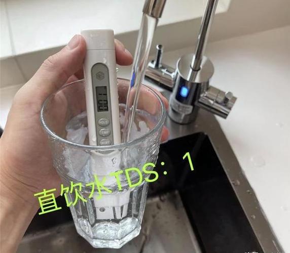 净水器滤芯换了灯还闪图标
