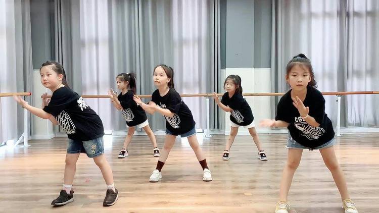 我最红幼儿舞蹈截图