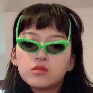 4人沙雕头像女