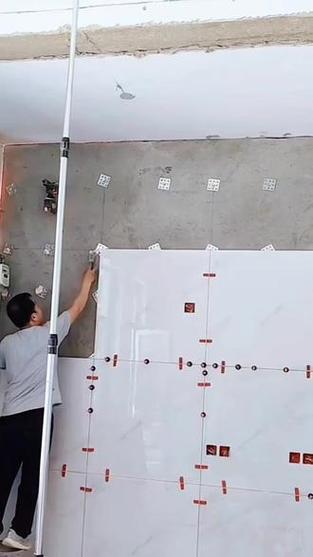地砖上墙怎么固定截图