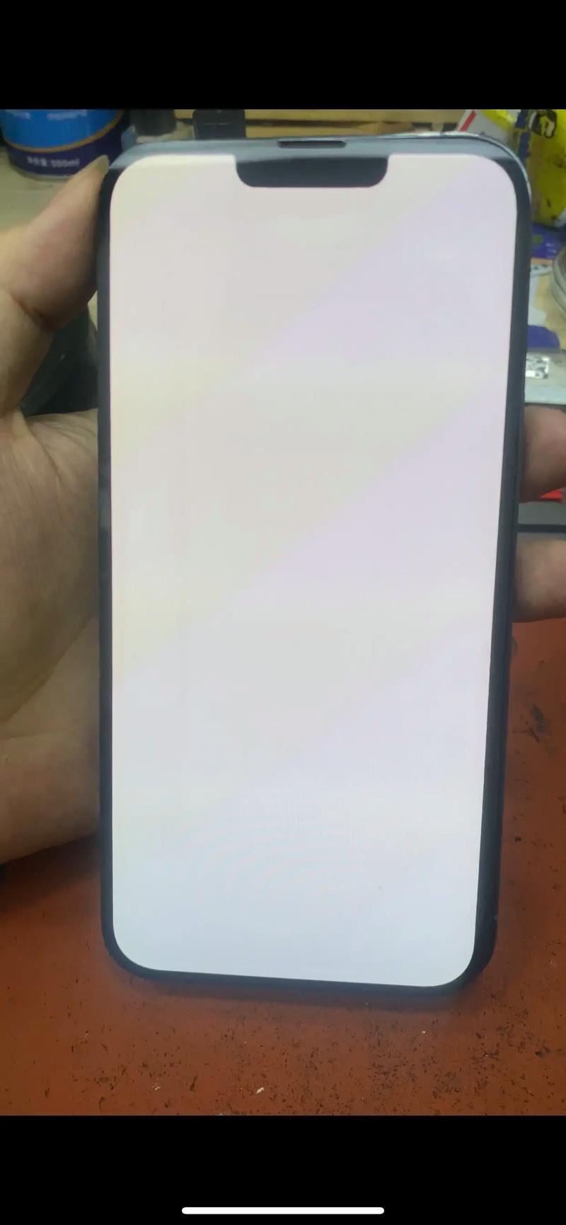 苹果截图白屏一下吗