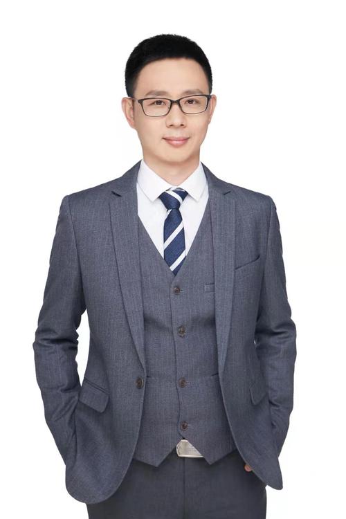 王伟琪是人机吗?