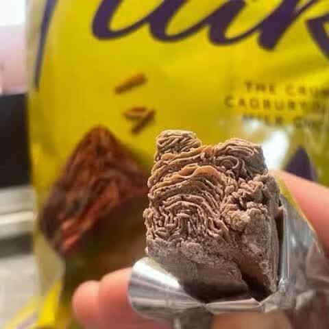雪花巧克力早期广告截图