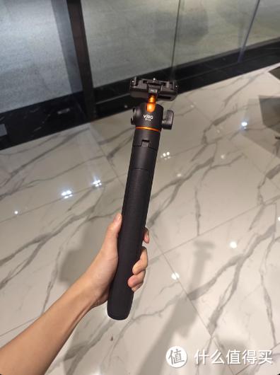 蓝牙自拍杆充电说明截图