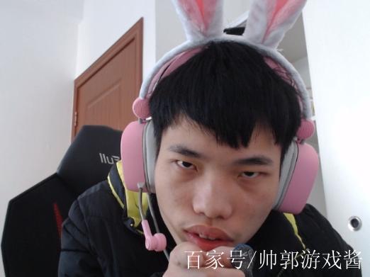 鲨鱼以前在哪直播图标