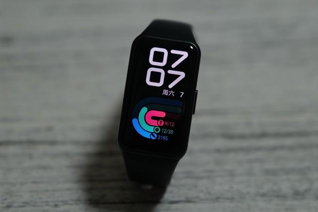 华为手环6相册表盘截图