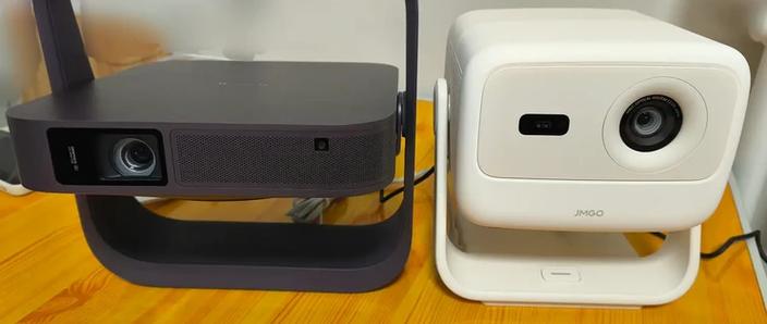 极米X3投影仪缩略图