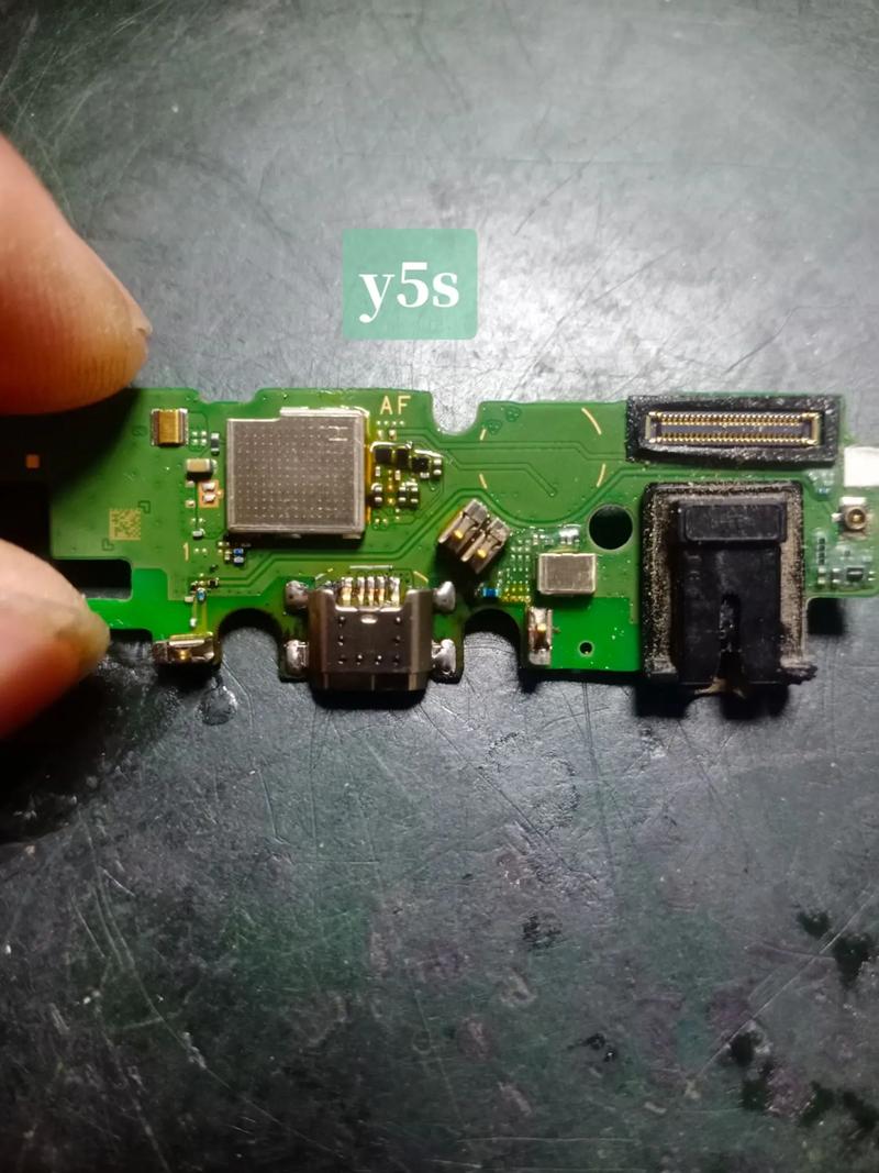 vivo换数据线还是闪充吗