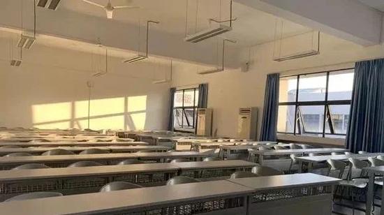 有个叫什么学院的游戏缩略图