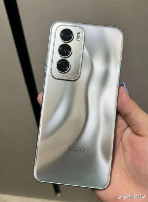 opporeno手机好不好