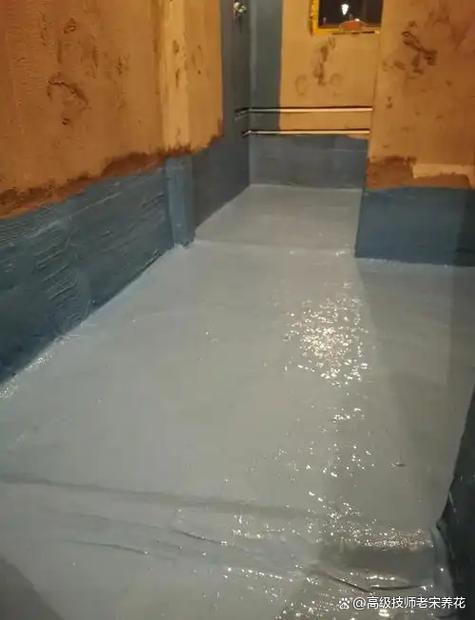 水泥地面铺什么不返潮