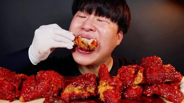 极限挑战拿鸡腿