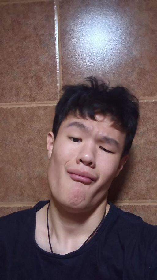 下颚线明显好看吗
