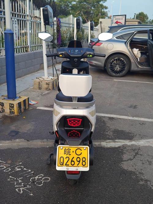 急售电动车500元左右