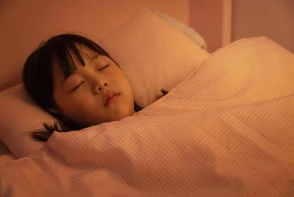 晚上睡觉老是会醒女生图标