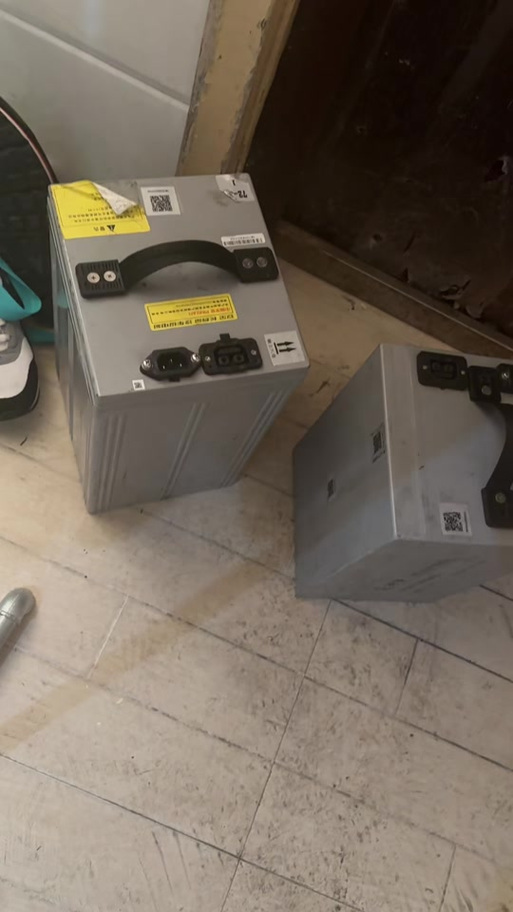 小哈还是光宇换电好