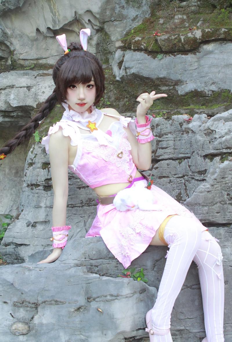小舞的衣服套装真人版